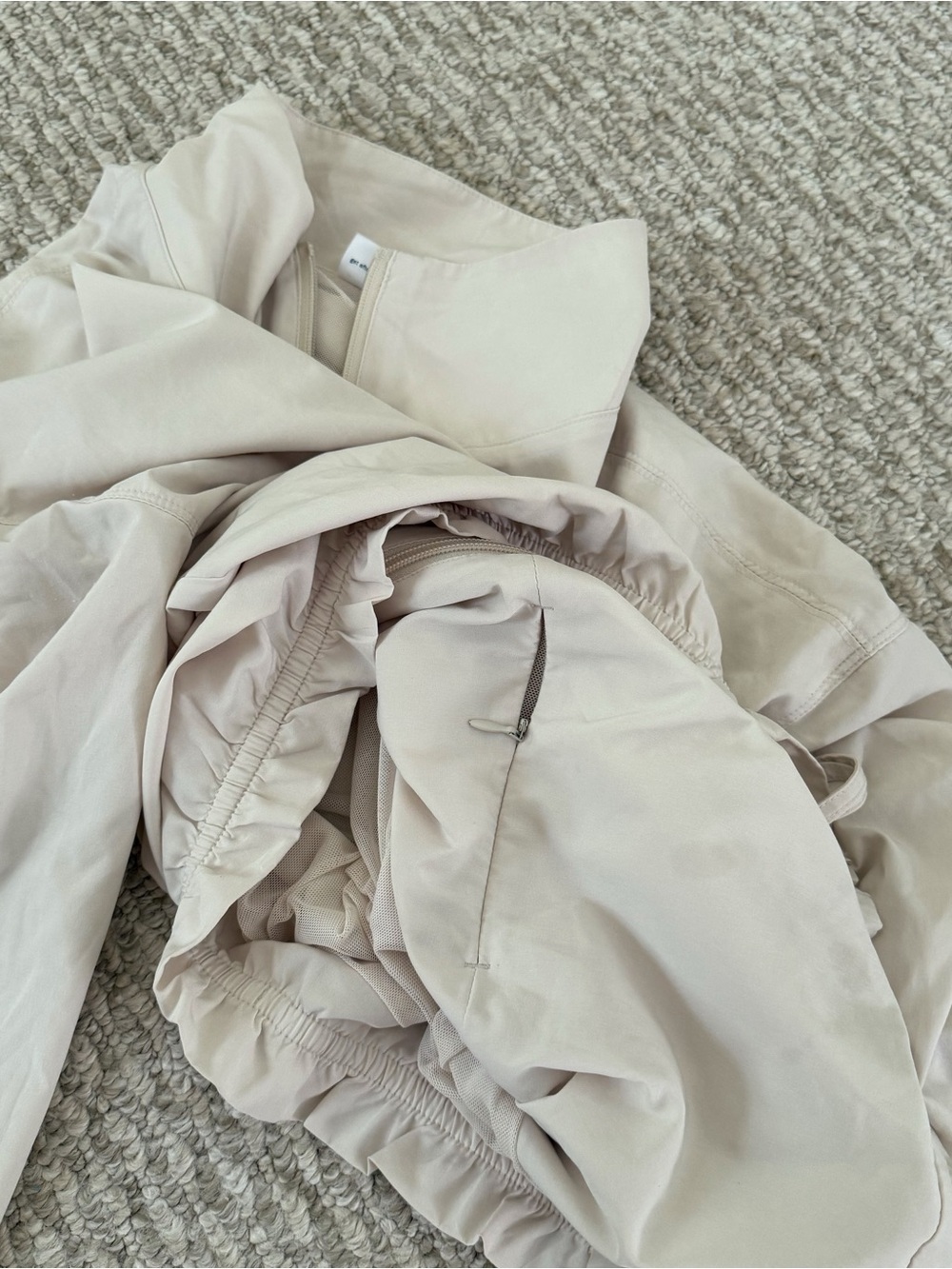 Old Navy StretchTech Packable Ruffle Trim Jacket - Picture 5 of 7